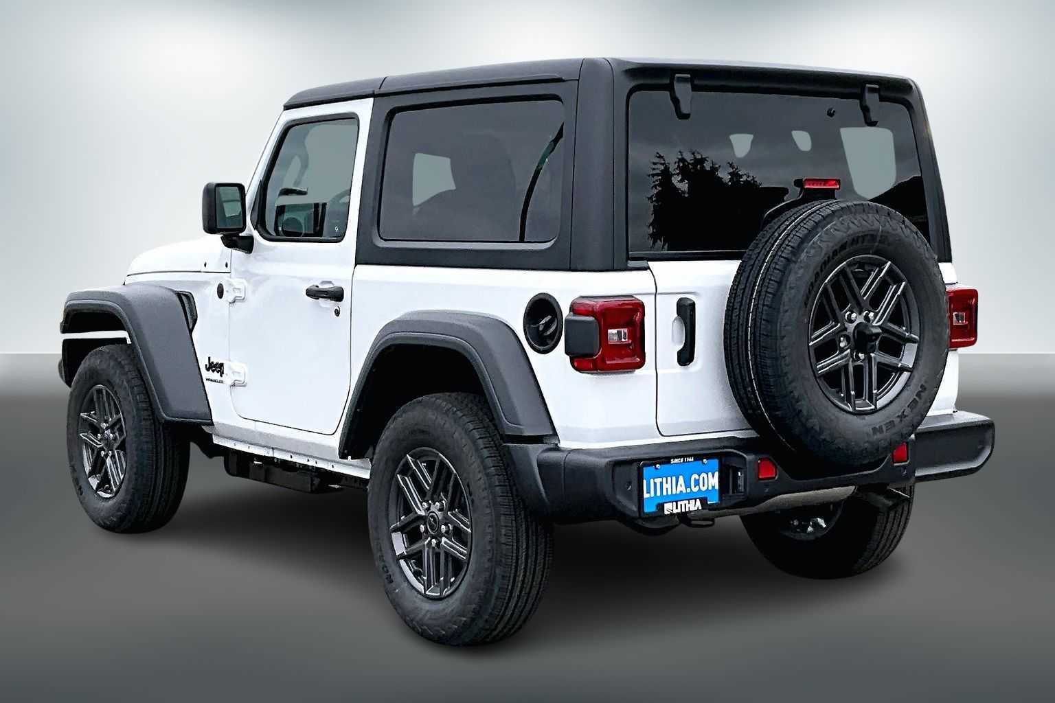 Thumbnail: 2026 Jeep Wrangler - 4