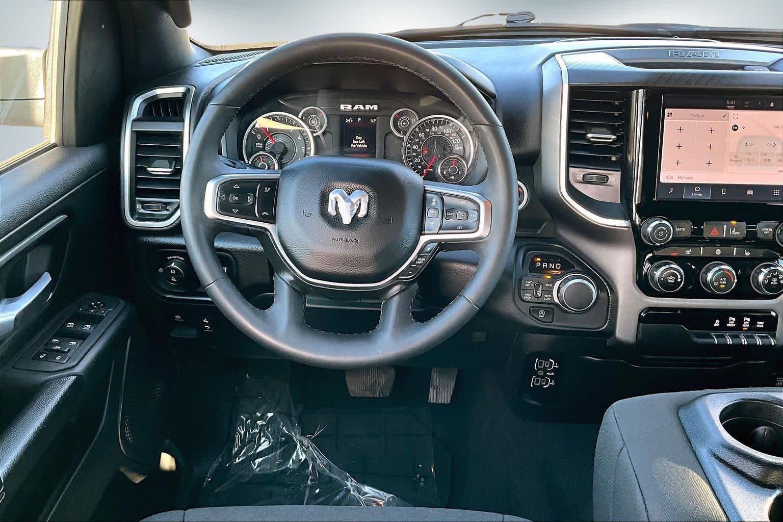 Thumbnail: 2025 RAM 1500 - 14