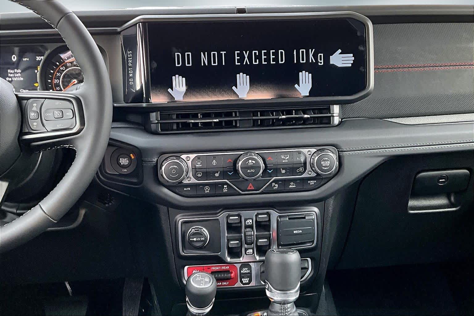 Thumbnail: 2026 Jeep Gladiator - 16