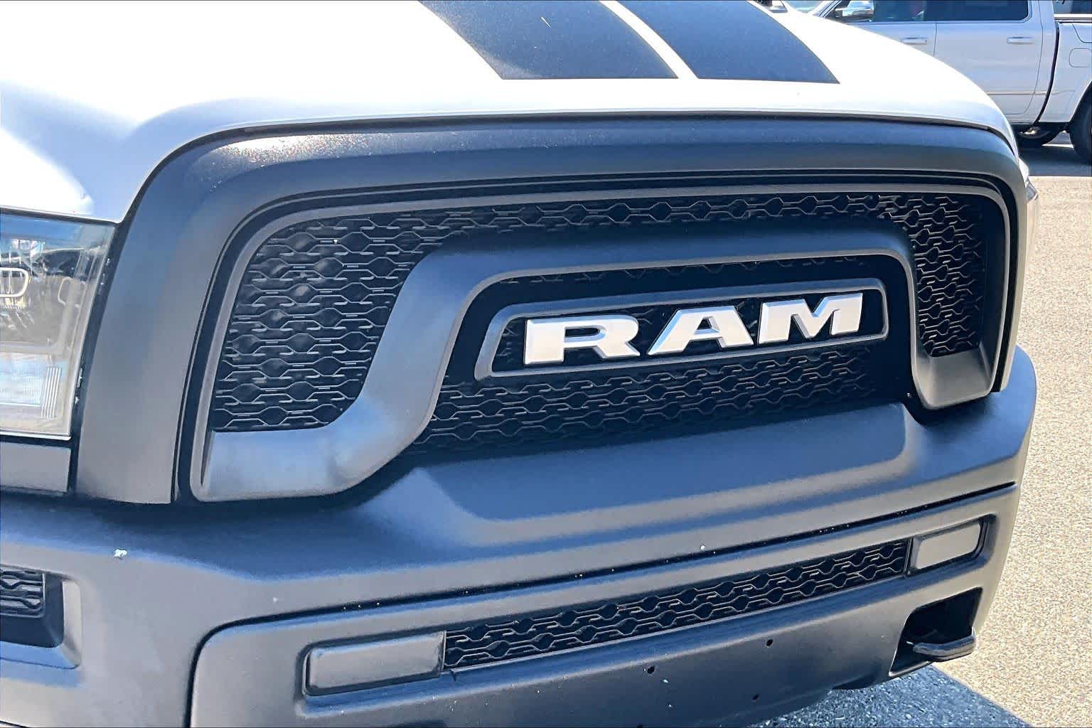 Thumbnail: 2019 RAM 1500 Classic - 33