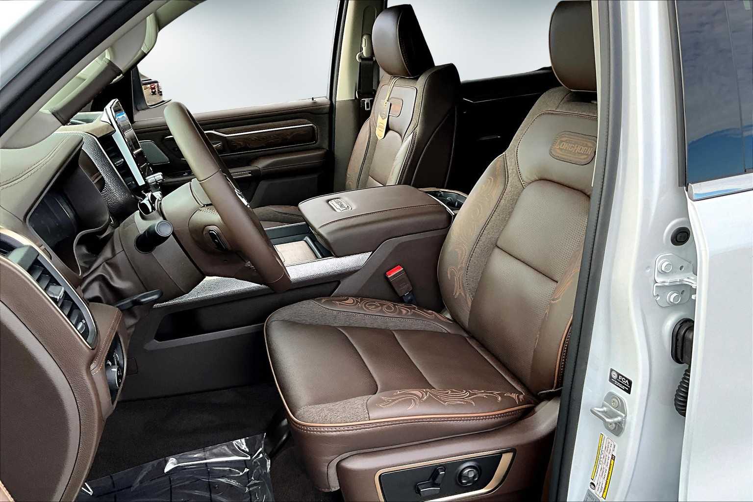 Thumbnail: 2026 RAM 1500 - 11