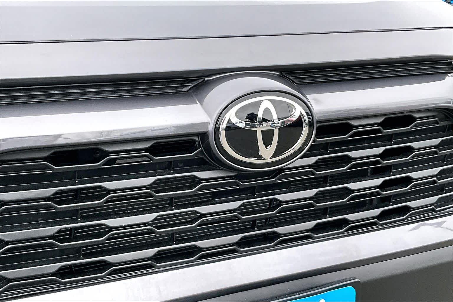 Thumbnail: 2024 Toyota RAV4 - 34