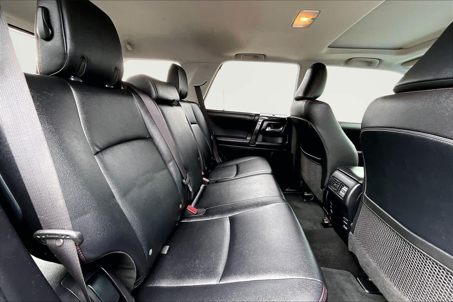 Thumbnail: 2019 Toyota 4Runner - 30