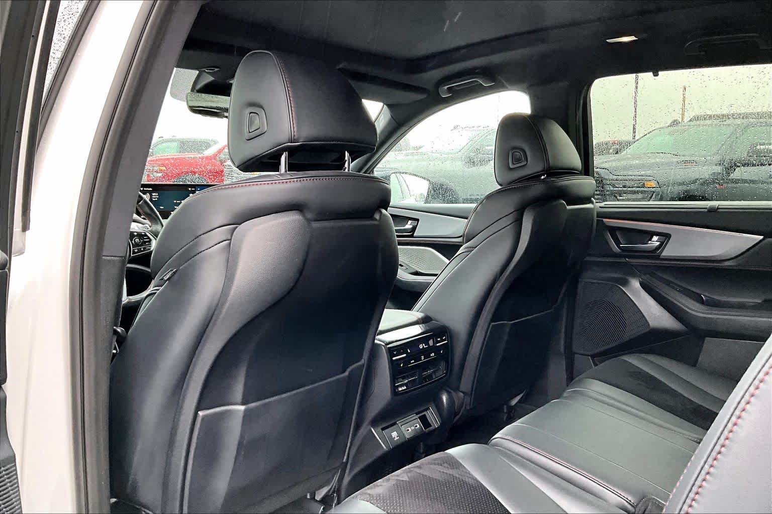 Thumbnail: 2023 Acura MDX - 12