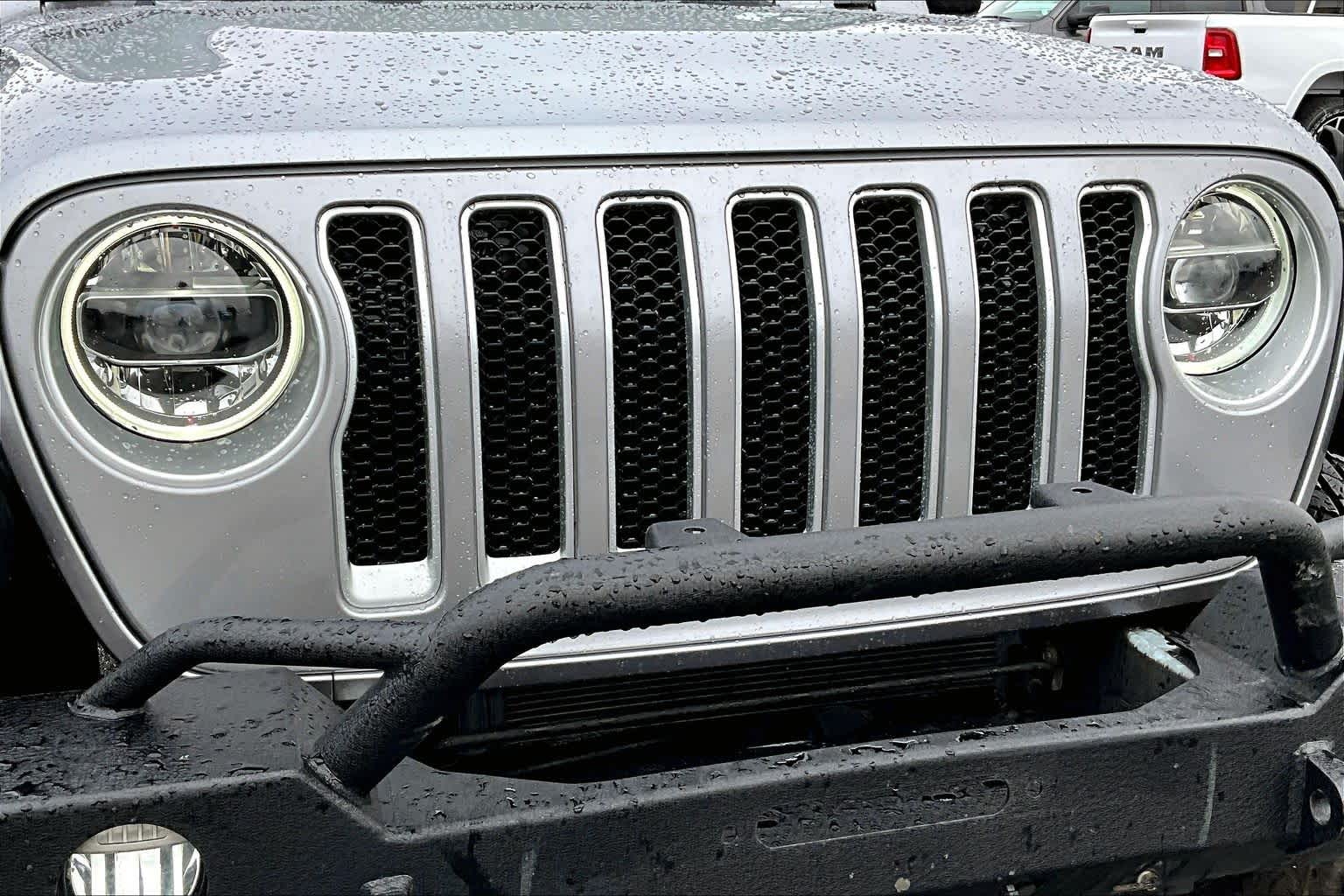 Thumbnail: 2019 Jeep Wrangler - 33