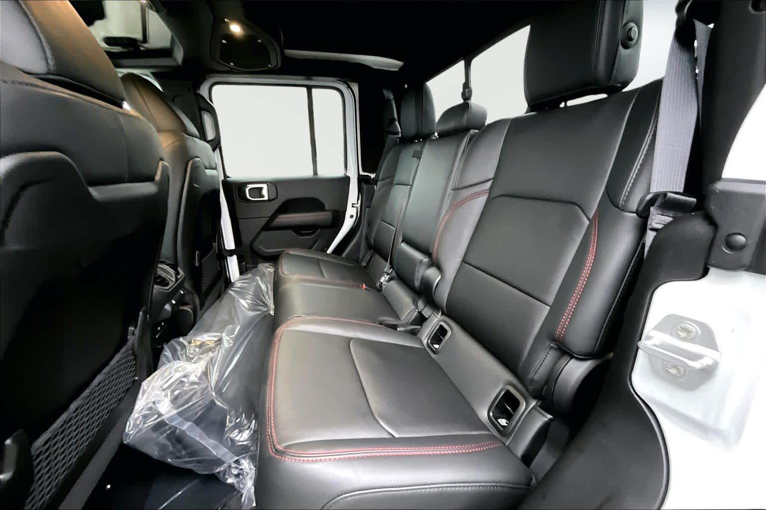 Thumbnail: 2026 Jeep Gladiator - 13