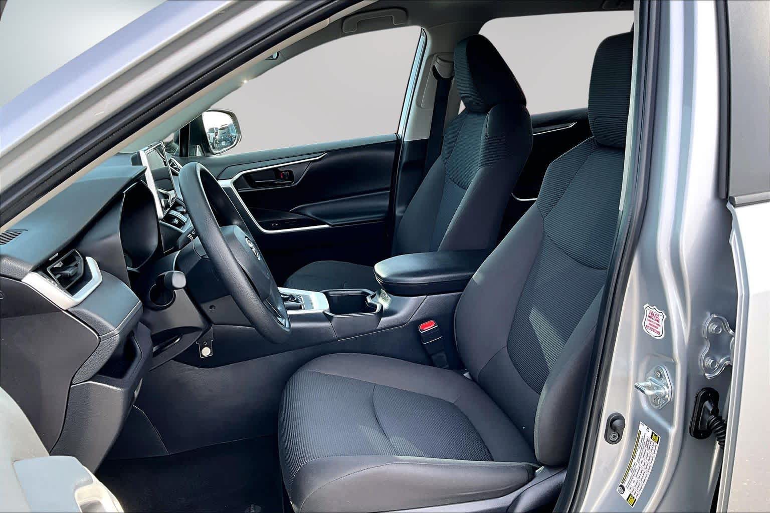 Thumbnail: 2025 Toyota RAV4 - 11