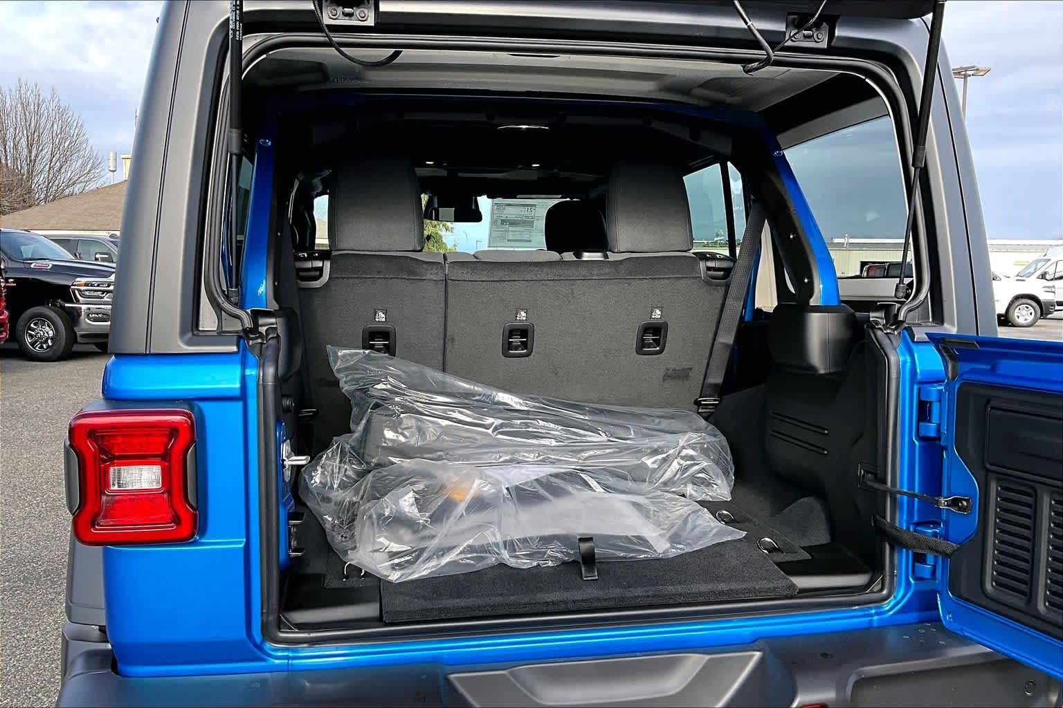 Thumbnail: 2026 Jeep Wrangler - 19