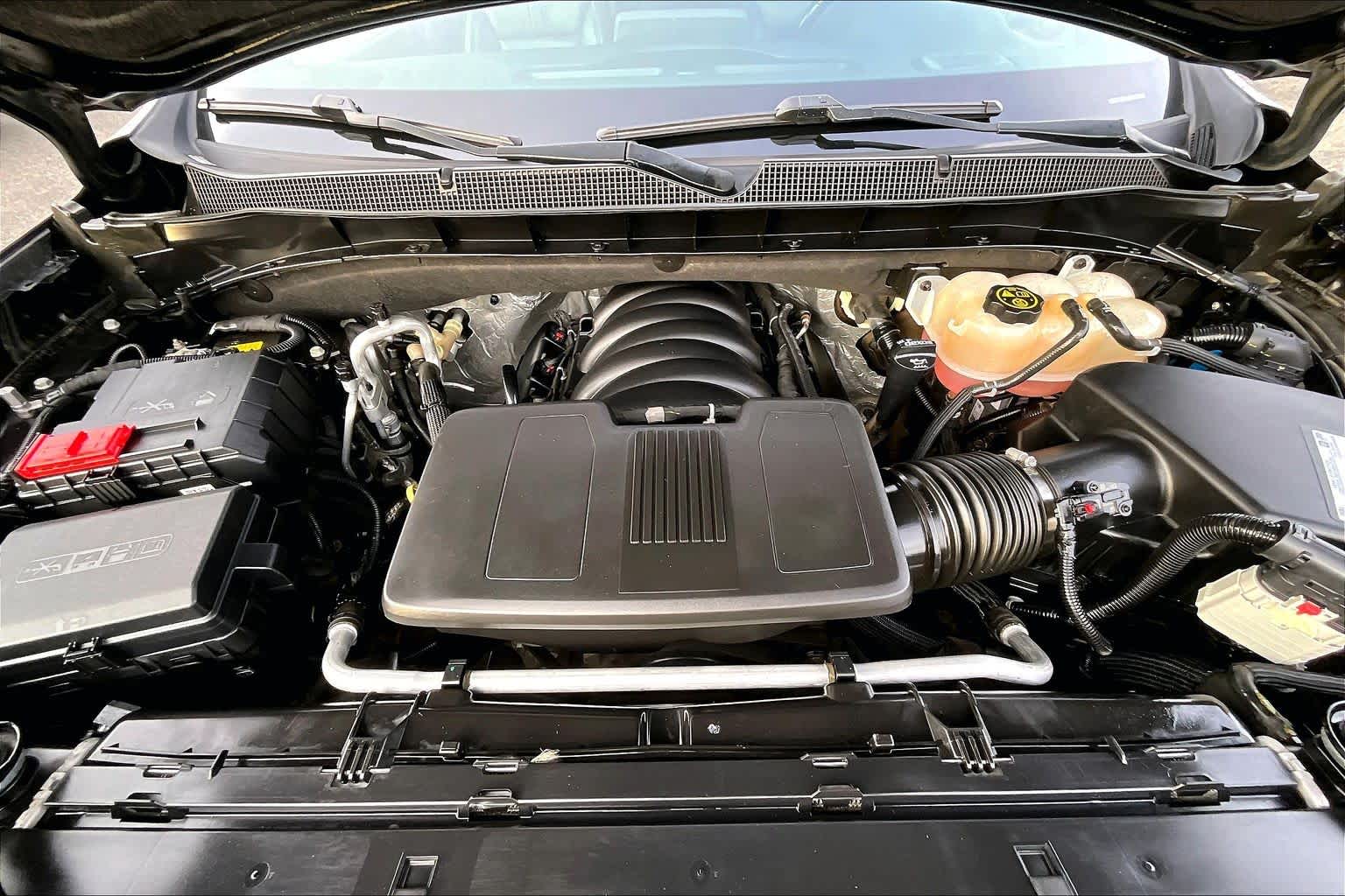 Thumbnail: 2021 Chevrolet Suburban - 9