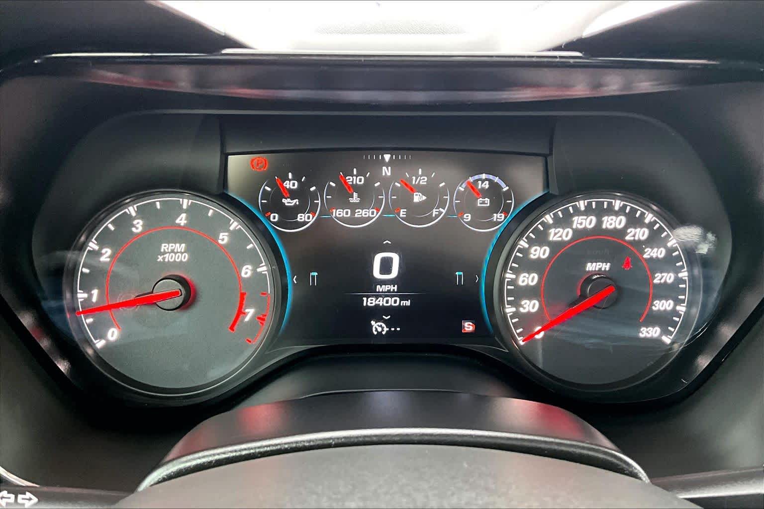 Thumbnail: 2018 Chevrolet Camaro - 16