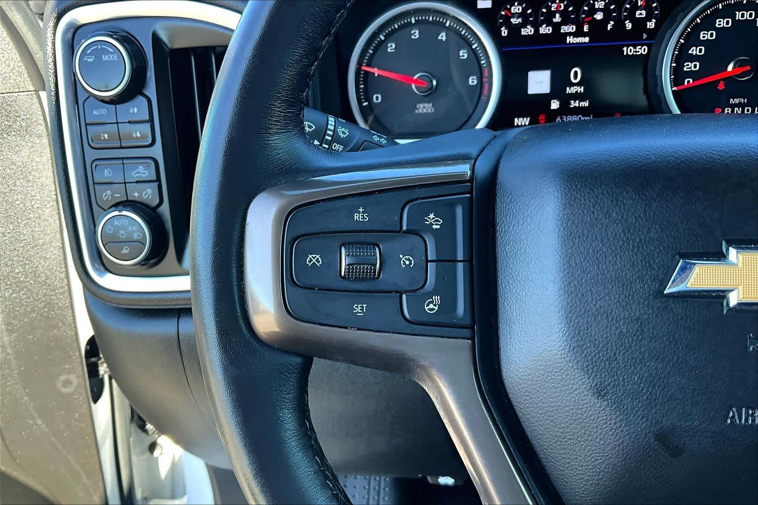 Thumbnail: 2021 Chevrolet Silverado 1500 - 23