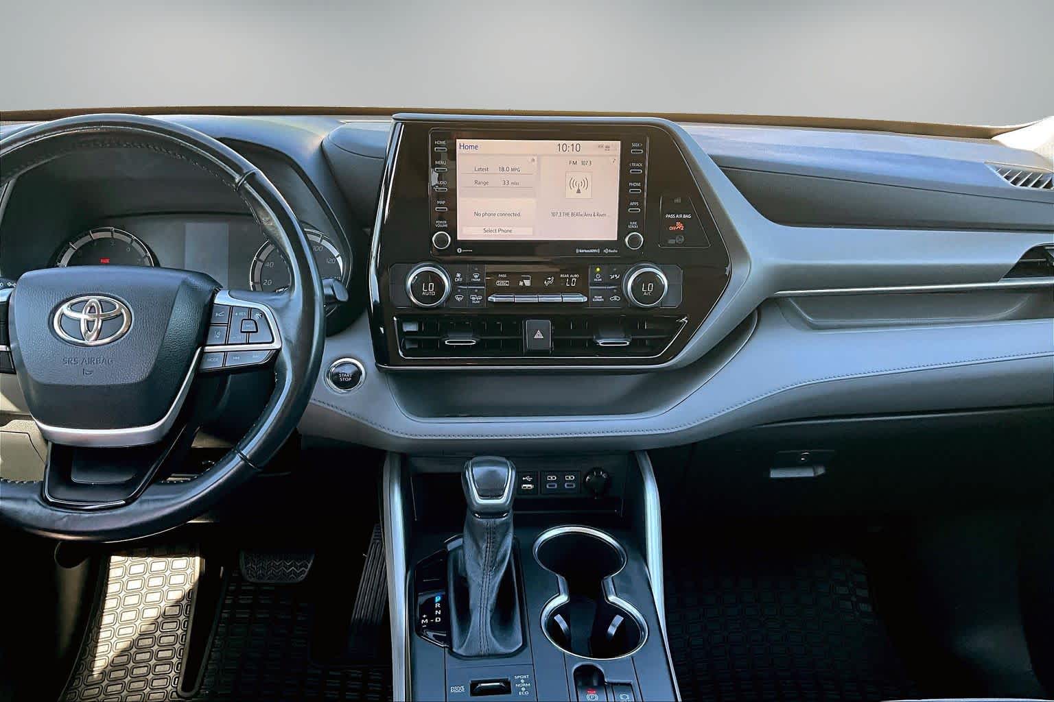 Thumbnail: 2022 Toyota Highlander - 15