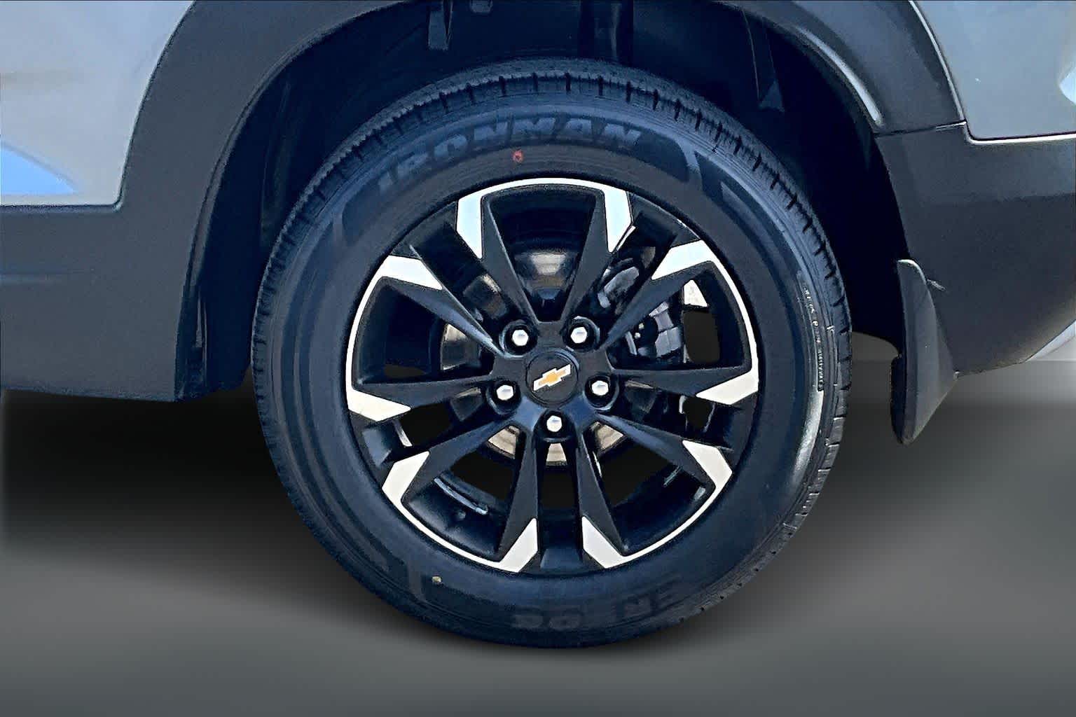 Thumbnail: 2022 Chevrolet TrailBlazer - 33