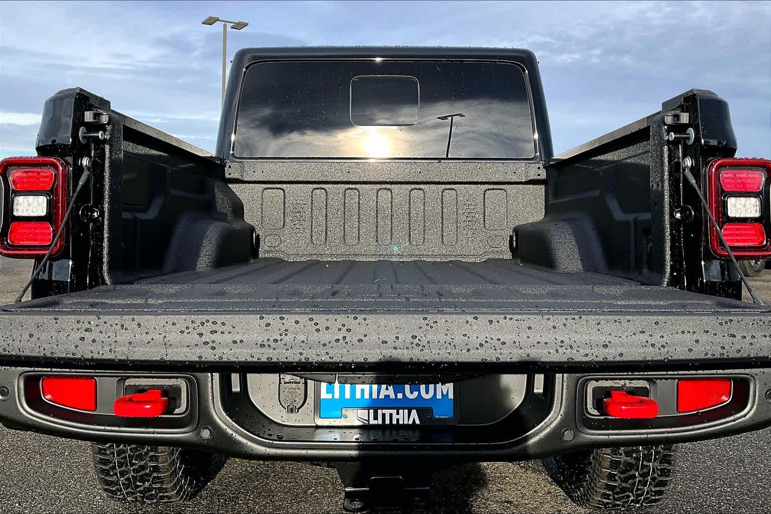 Thumbnail: 2026 Jeep Gladiator - 19