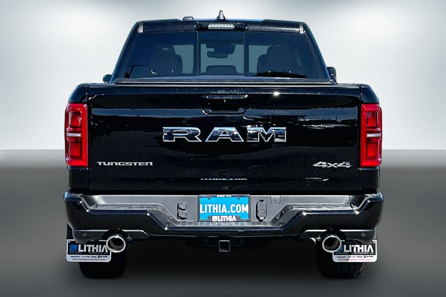 Thumbnail: 2026 RAM 1500 - 4