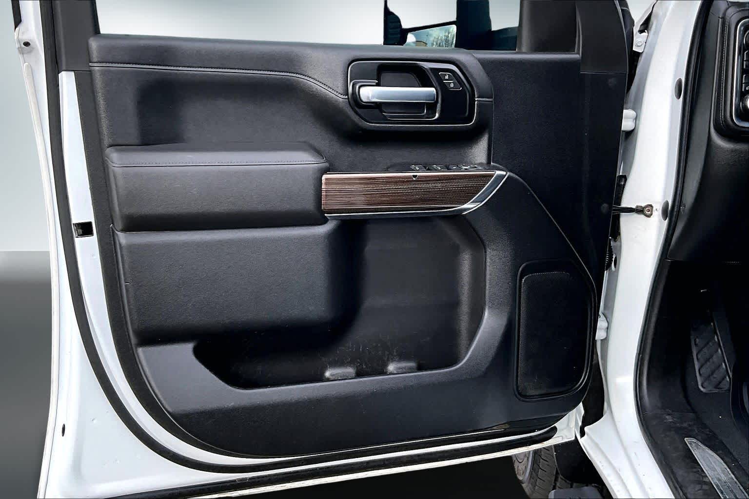 Thumbnail: 2021 Chevrolet Silverado 2500 - 27