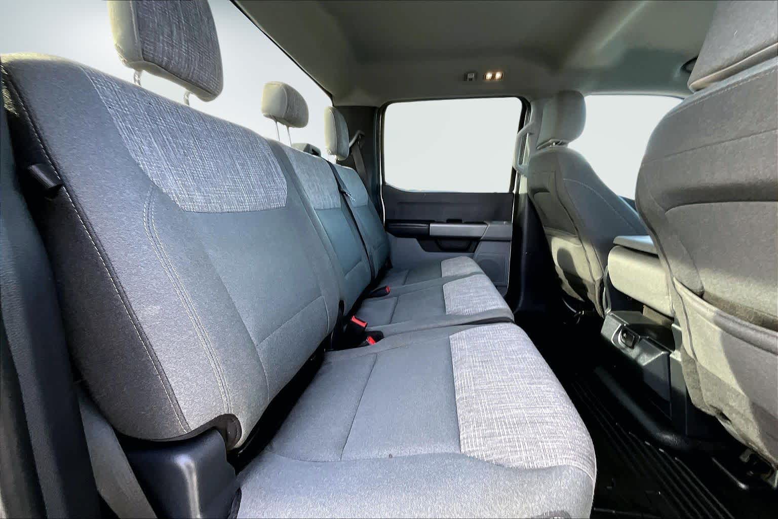 Thumbnail: 2024 Ford Econoline - 30