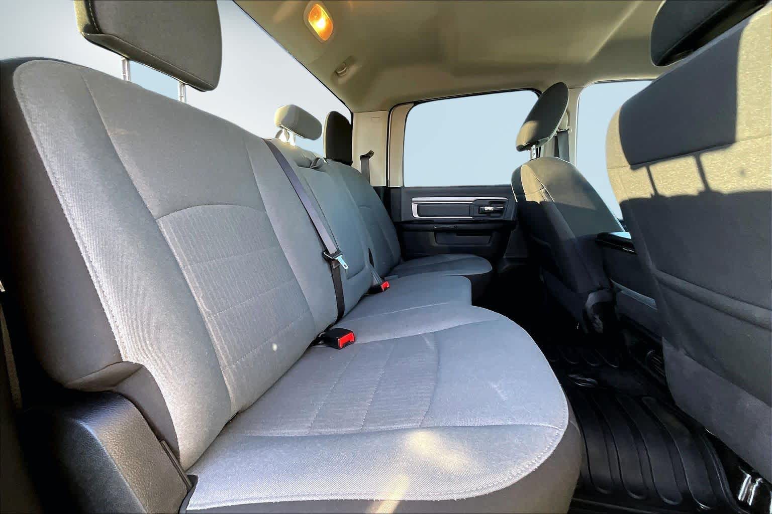 Thumbnail: 2022 RAM 1500 Classic - 30