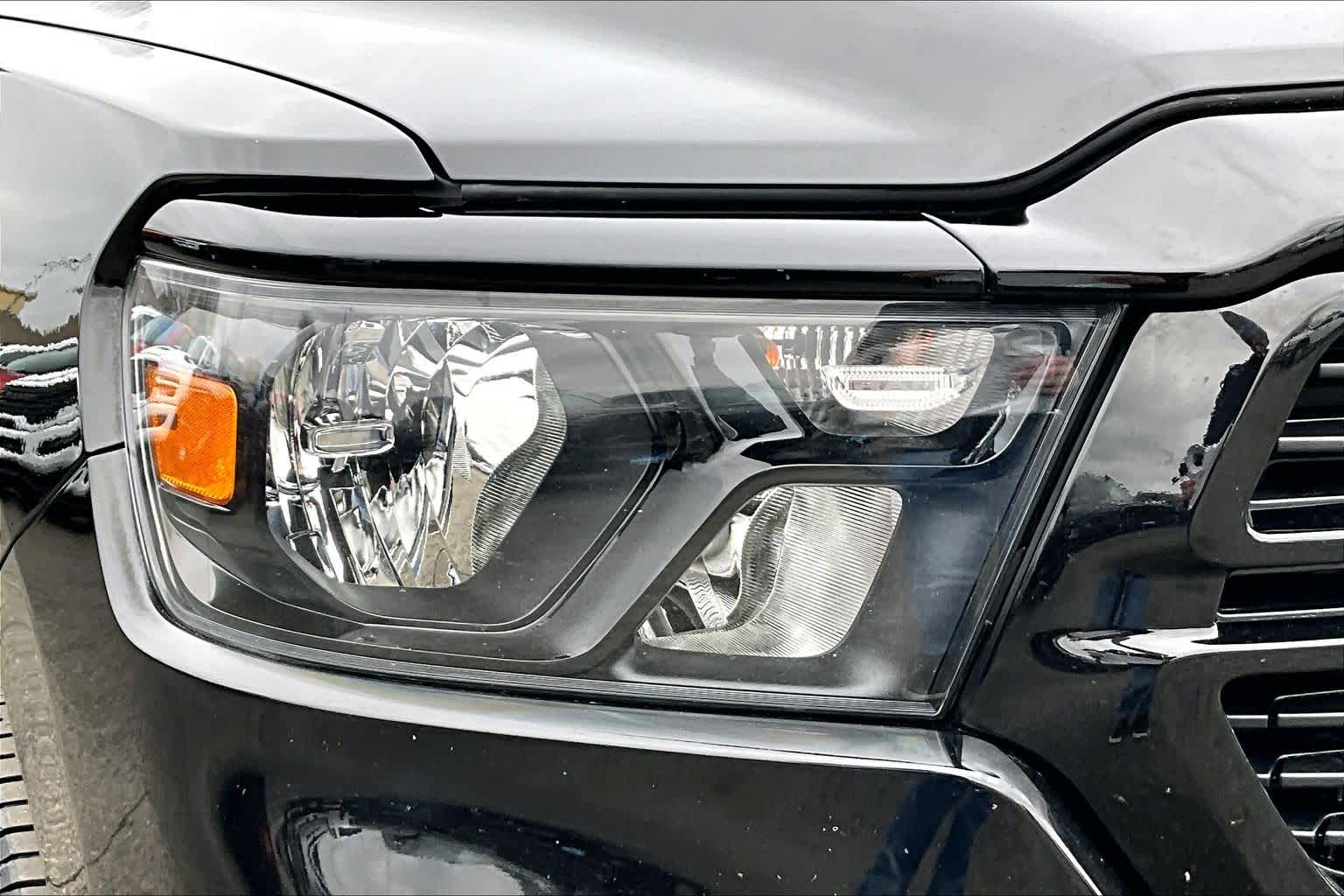 Thumbnail: 2021 RAM 1500 - 32