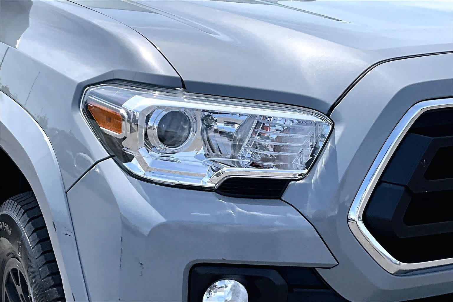 Thumbnail: 2020 Toyota Tacoma - 31