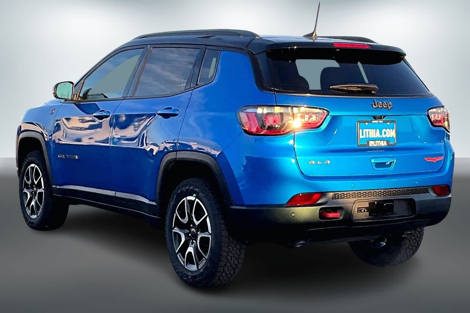 Thumbnail: 2026 Jeep Compass - 4