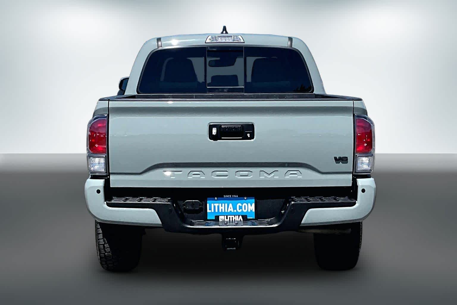 Thumbnail: 2023 Toyota Tacoma - 5