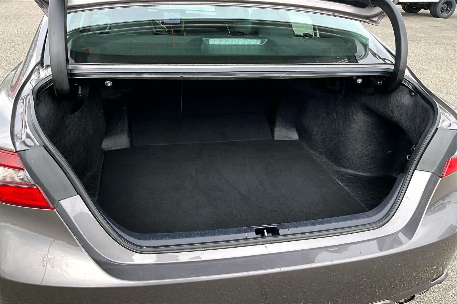 Thumbnail: 2023 Toyota Camry - 17