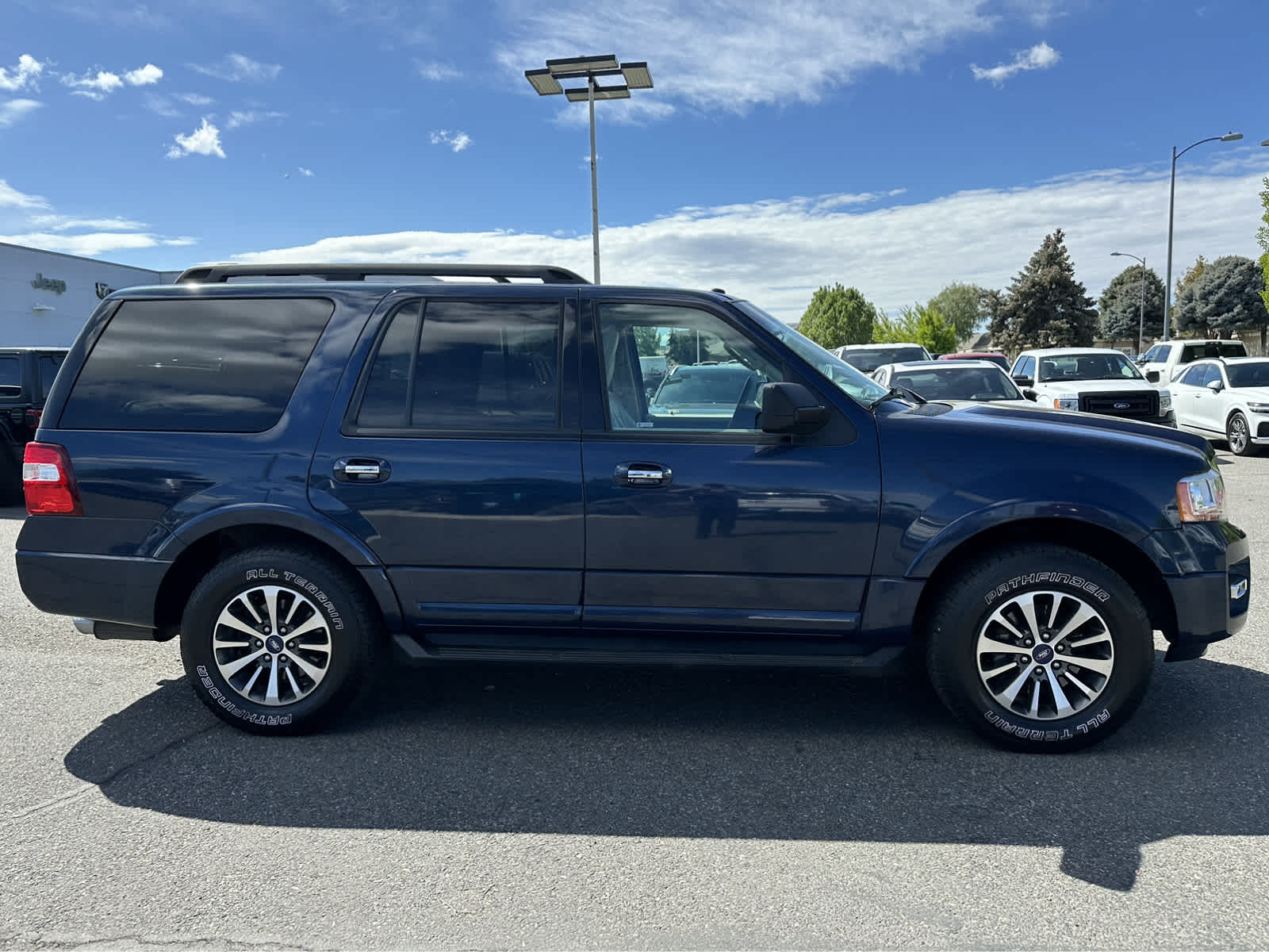 2015 Ford Expedition XLT 8