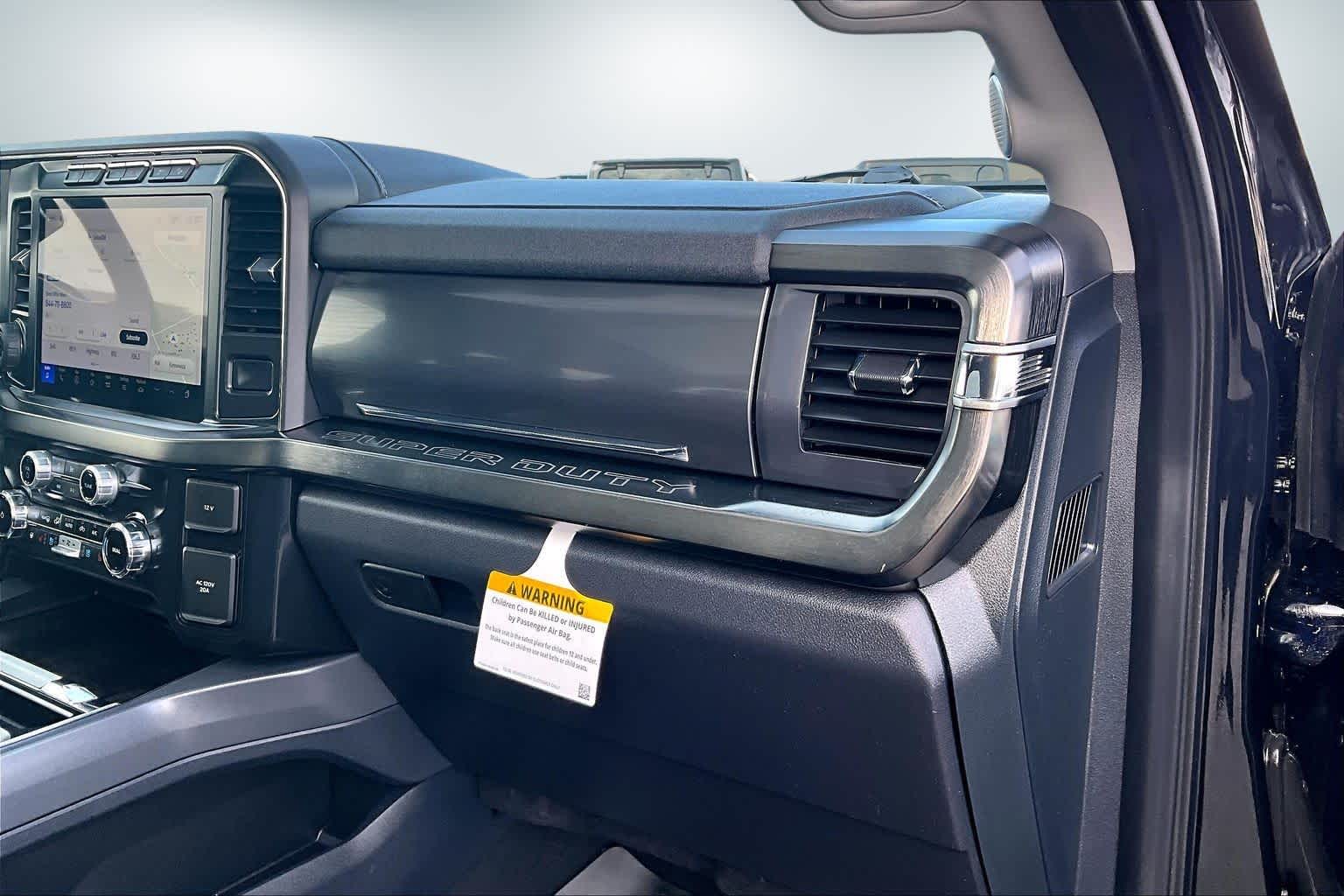 Thumbnail: 2024 Ford Econoline - 21