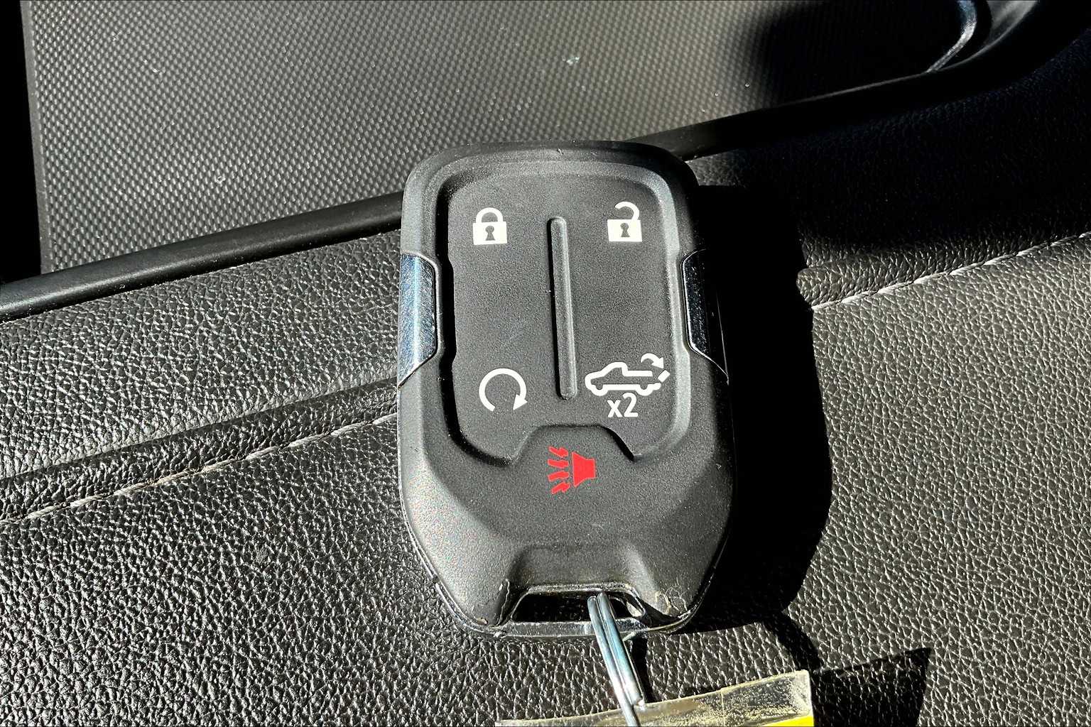 Thumbnail: 2022 Chevrolet Silverado 1500 - 19