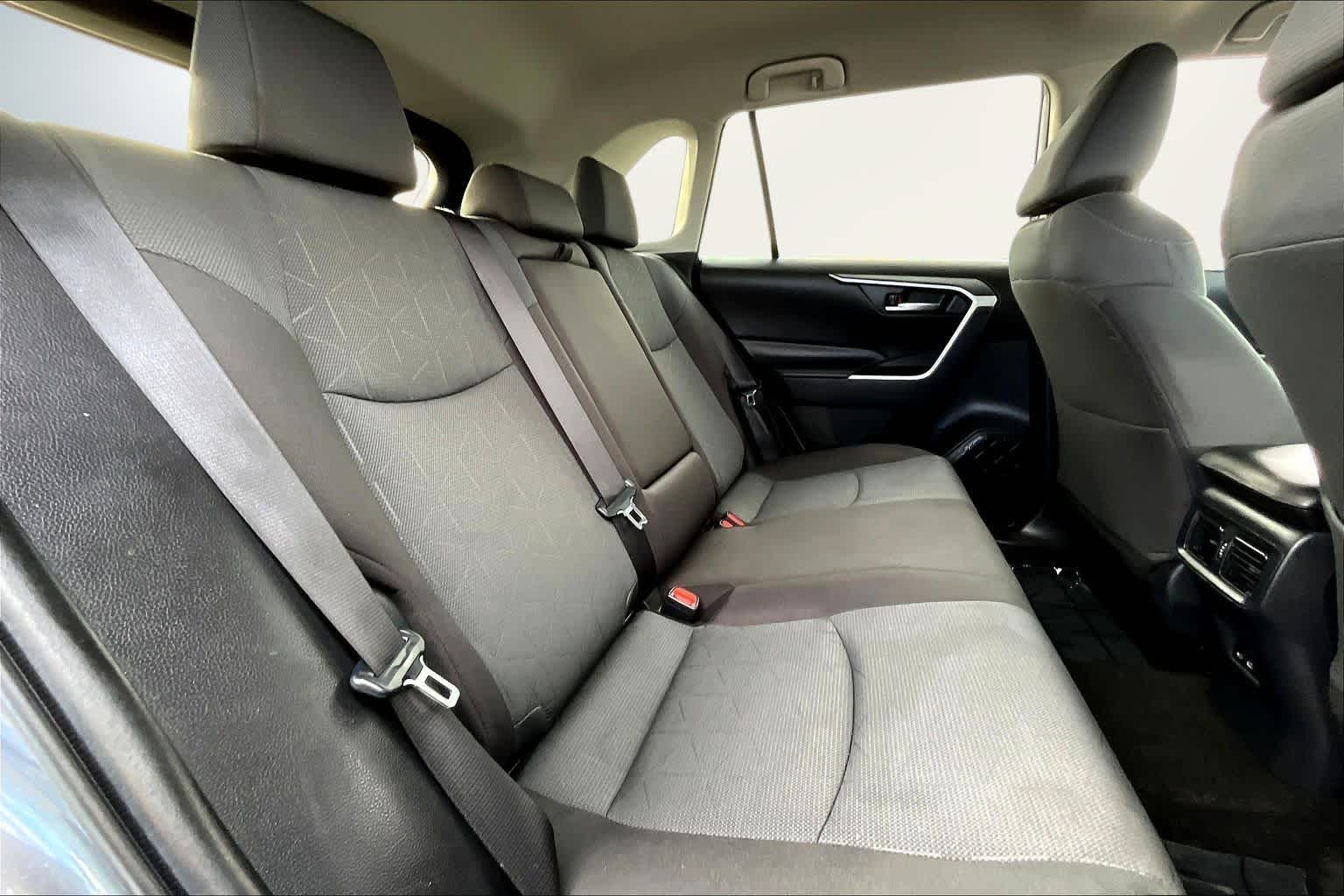 Thumbnail: 2024 Toyota RAV4 - 30