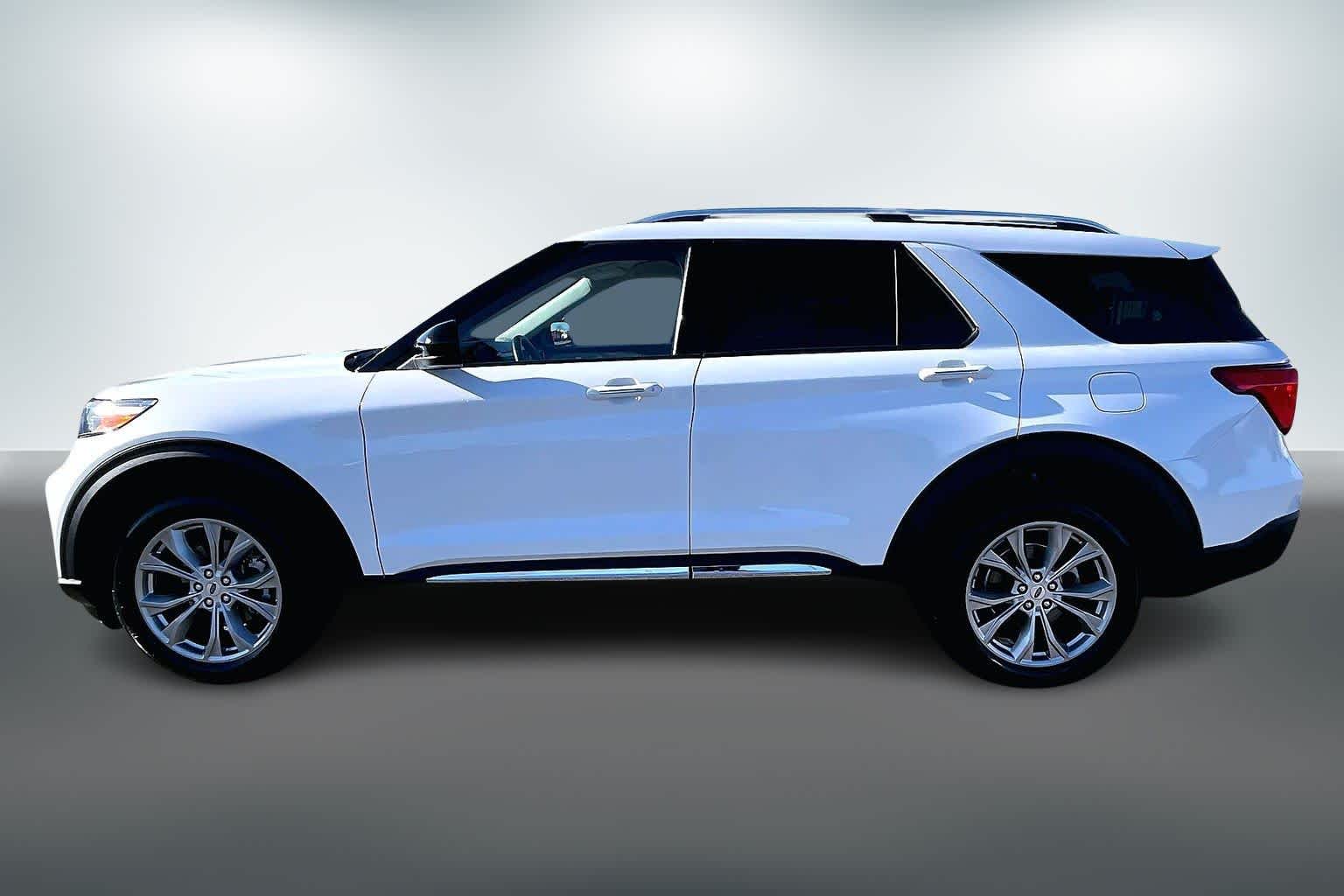Thumbnail: 2023 Ford Explorer - 3