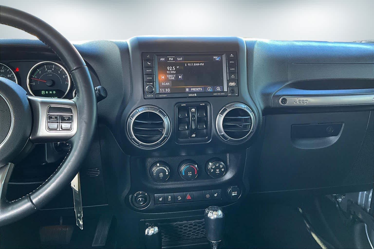 Thumbnail: 2018 Jeep Wrangler - 14