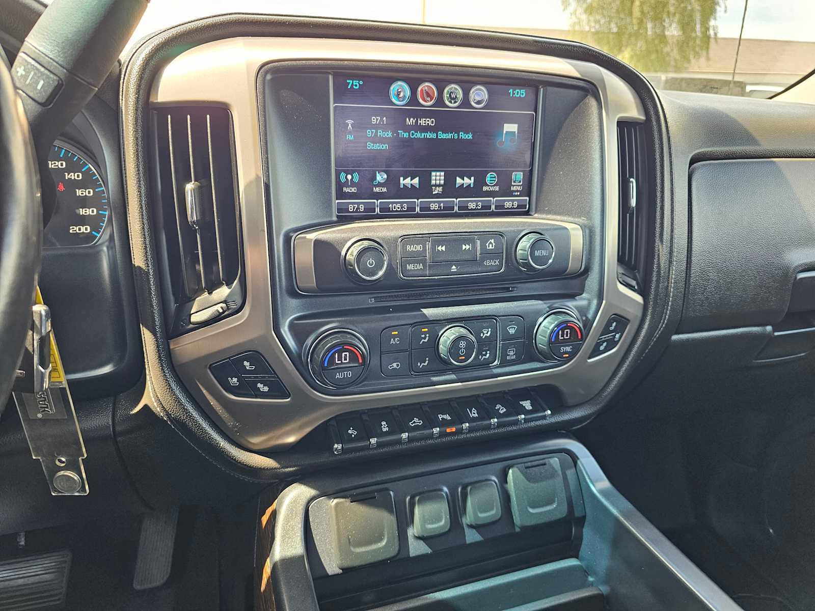 Thumbnail: 2018 GMC Sierra 3500 - 20