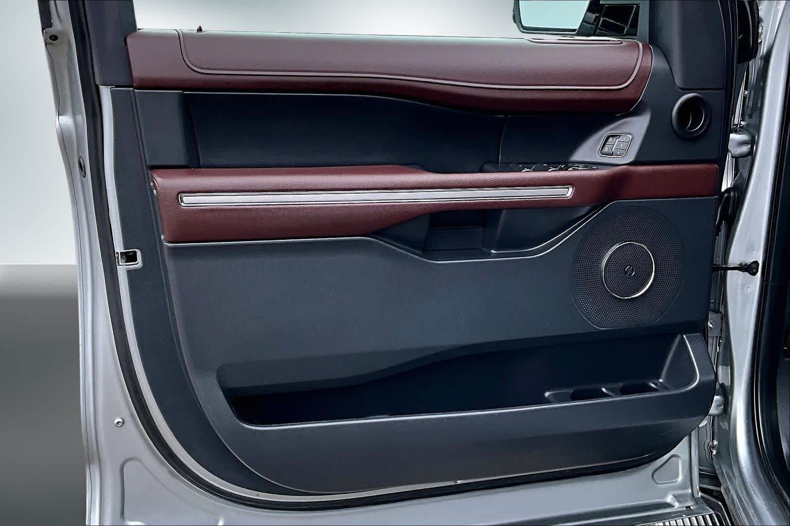 Thumbnail: 2024 Ford Expedition - 27