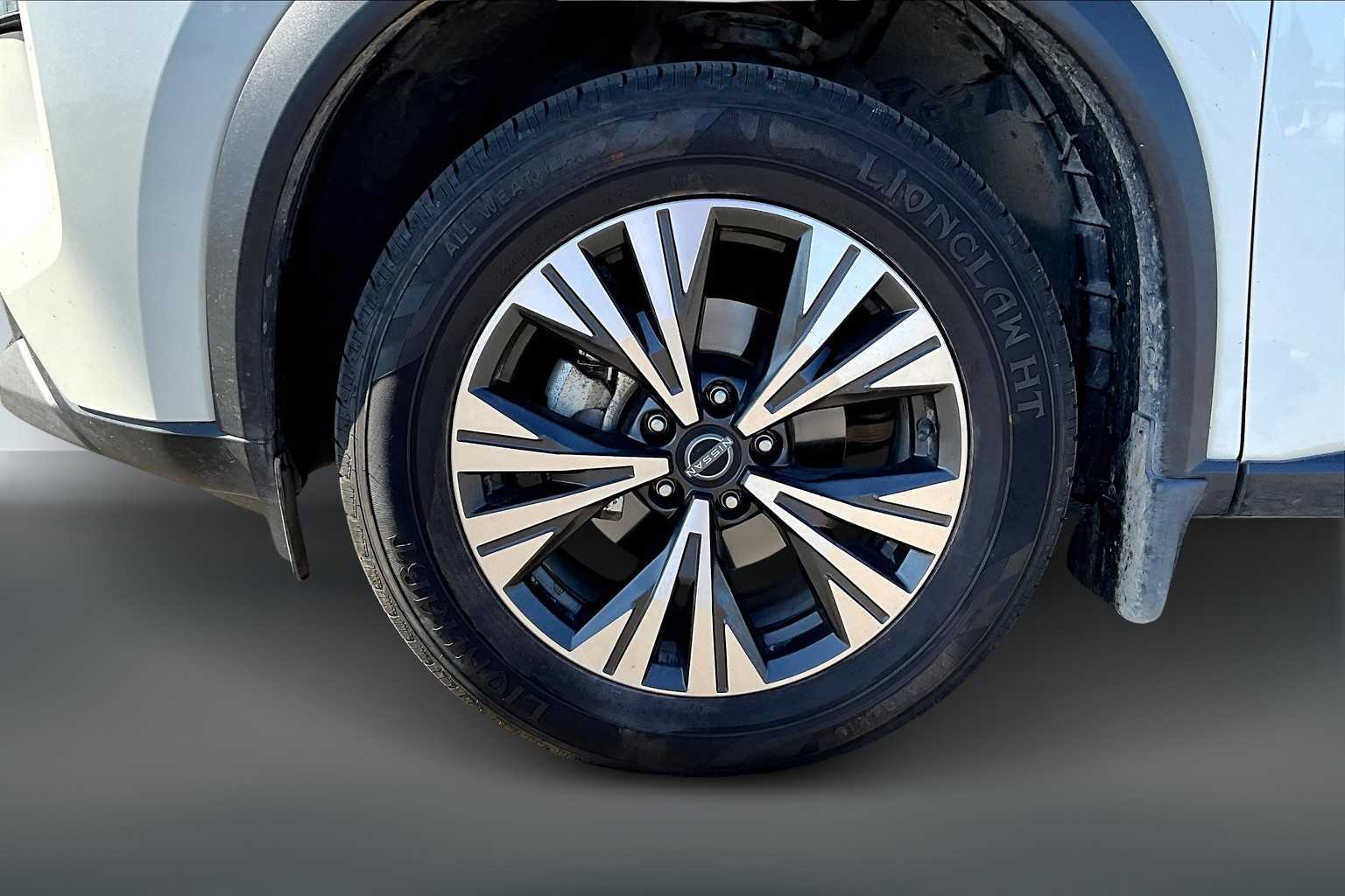 Thumbnail: 2023 Nissan Rogue - 6