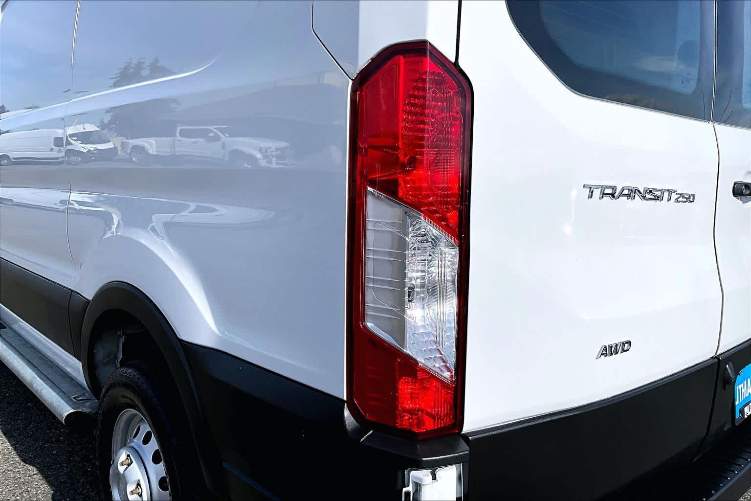 Thumbnail: 2023 Ford Transit Series - 29