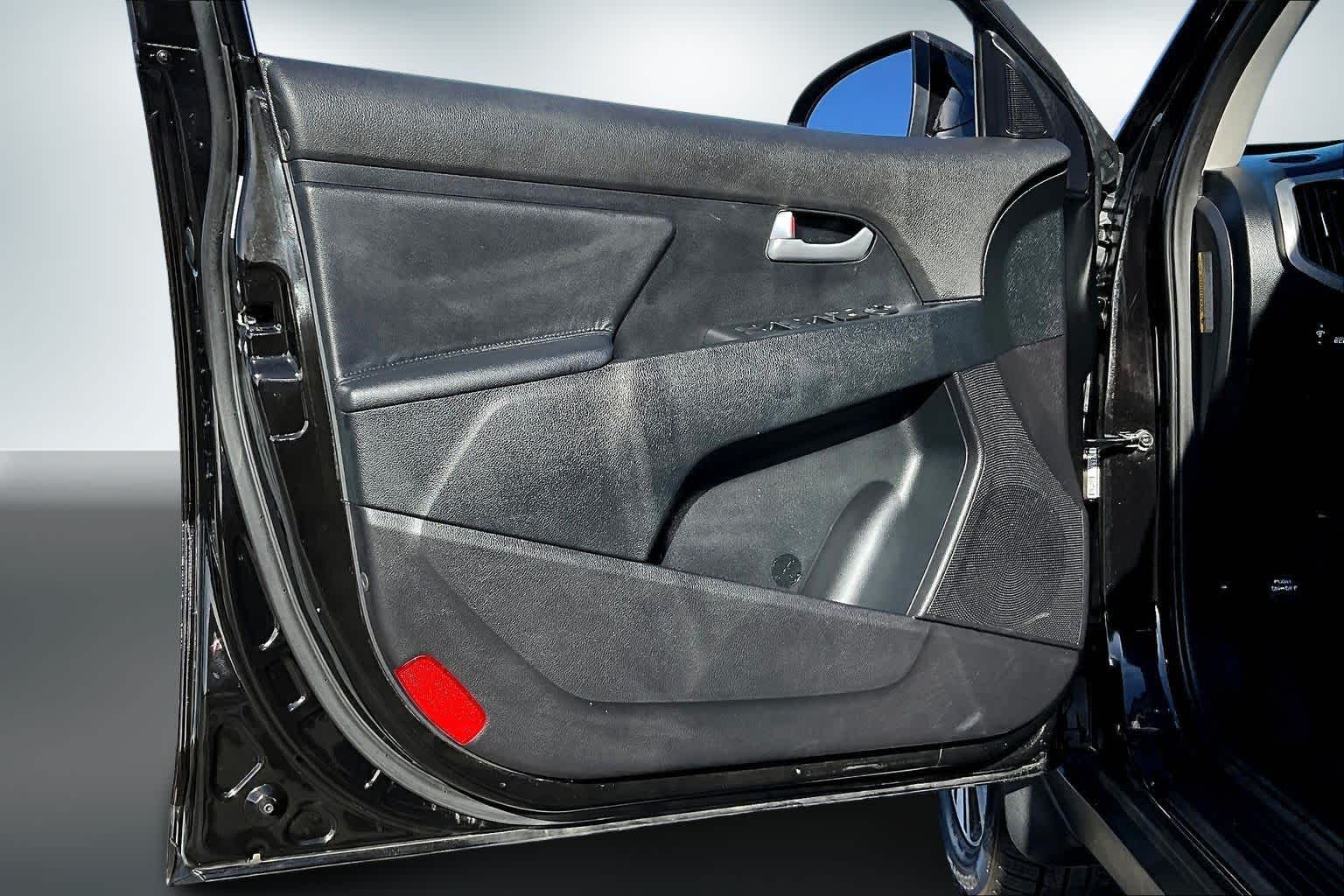 Thumbnail: 2016 Kia Sportage - 25