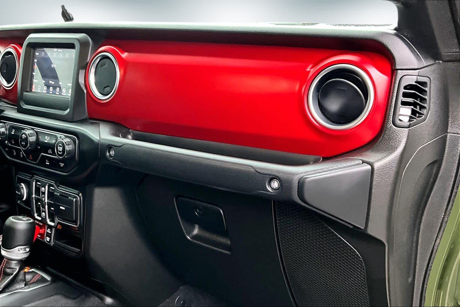 Thumbnail: 2021 Jeep Gladiator - 23