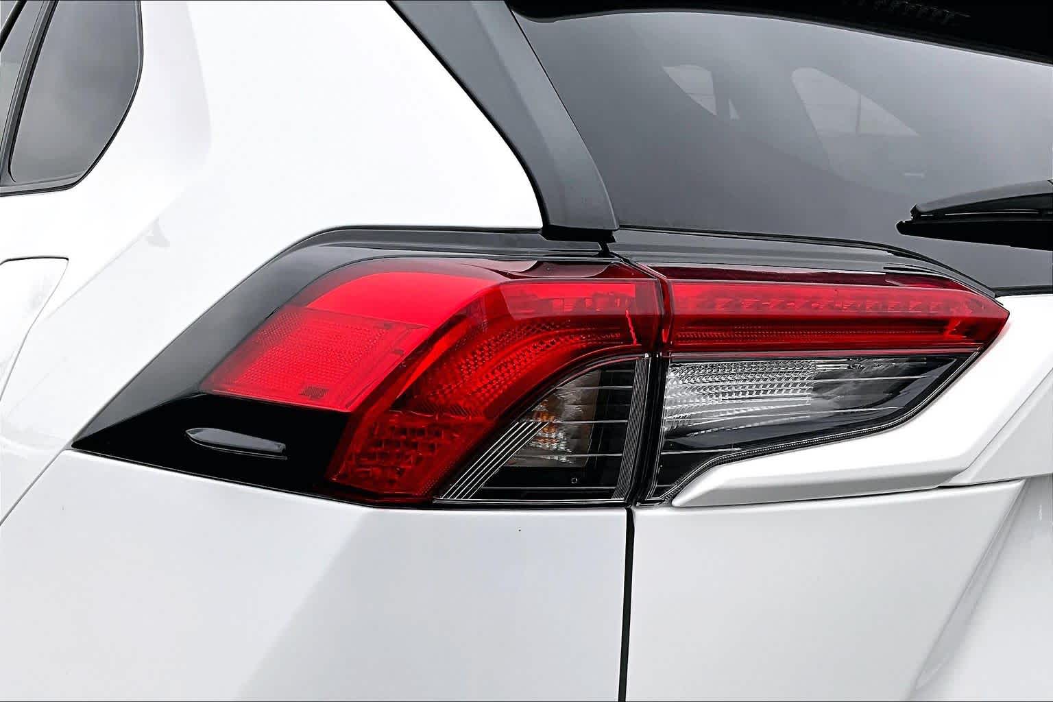 Thumbnail: 2023 Toyota RAV4 - 33