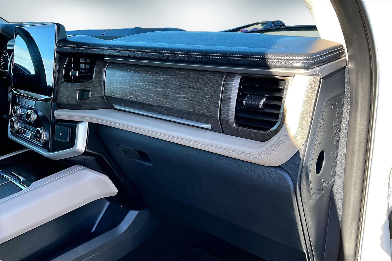 Thumbnail: 2024 Ford Expedition MAX - 23