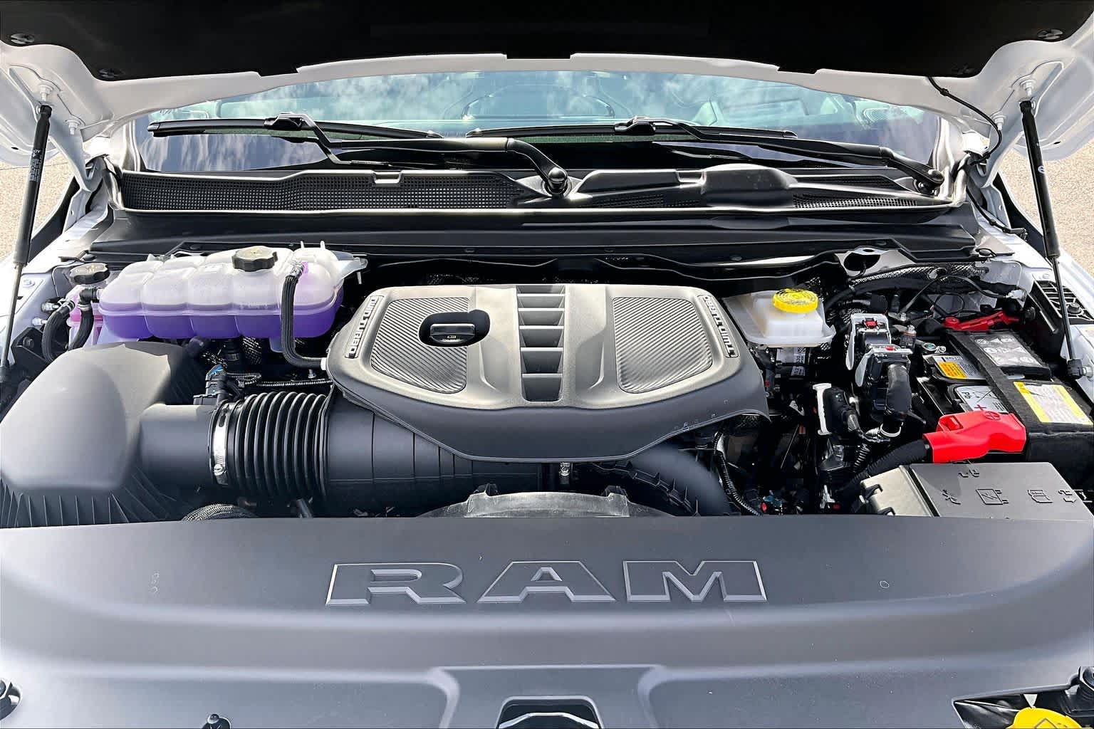 Thumbnail: 2026 RAM 1500 - 9
