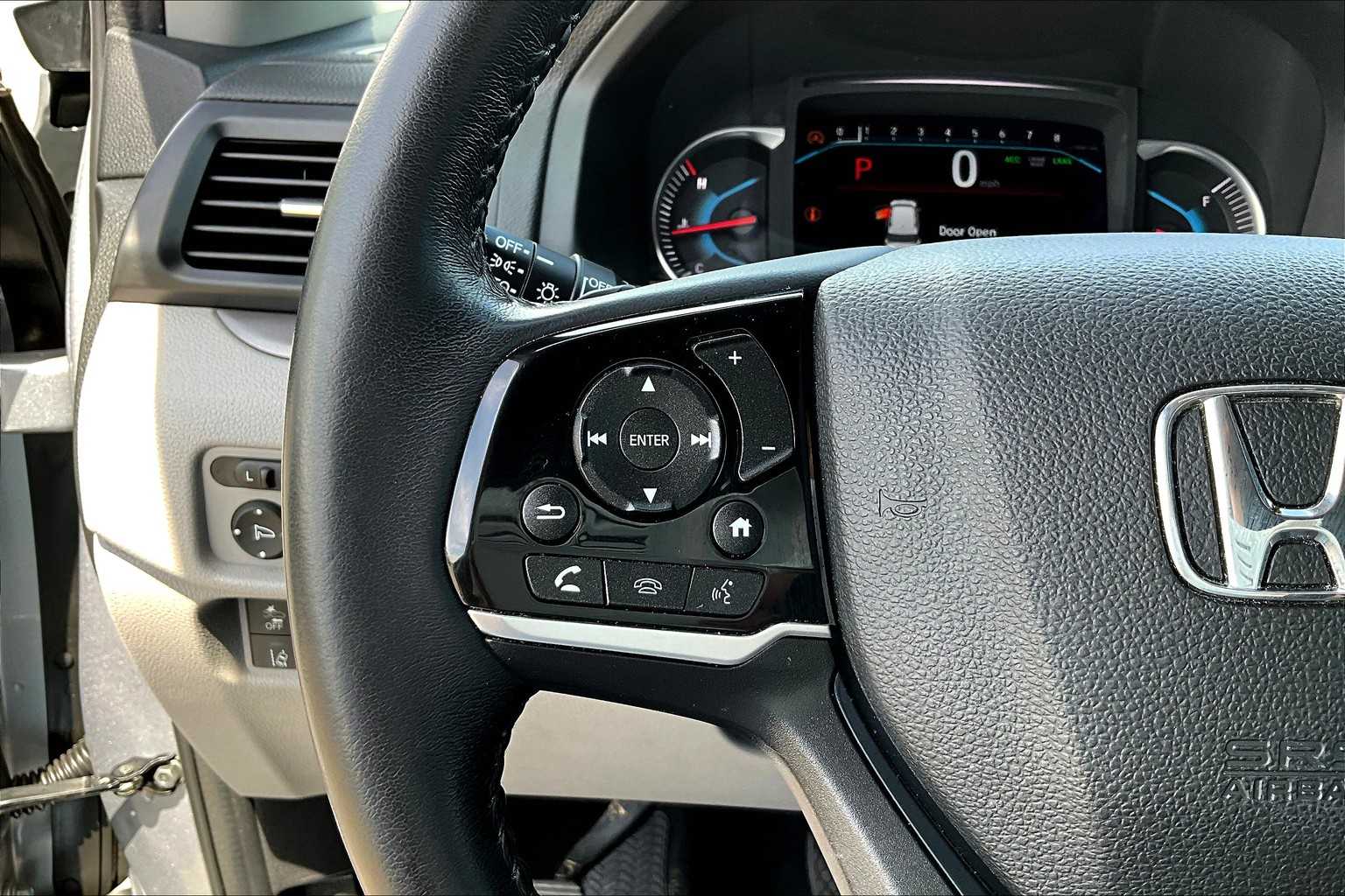 Thumbnail: 2022 Honda Pilot - 24