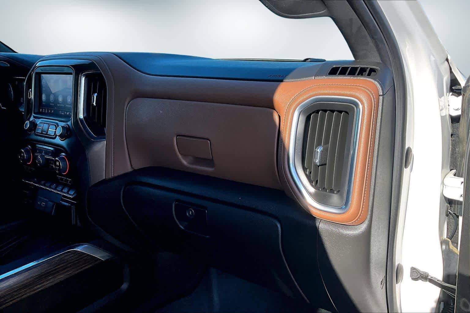 Thumbnail: 2022 Chevrolet Silverado 1500 - 23