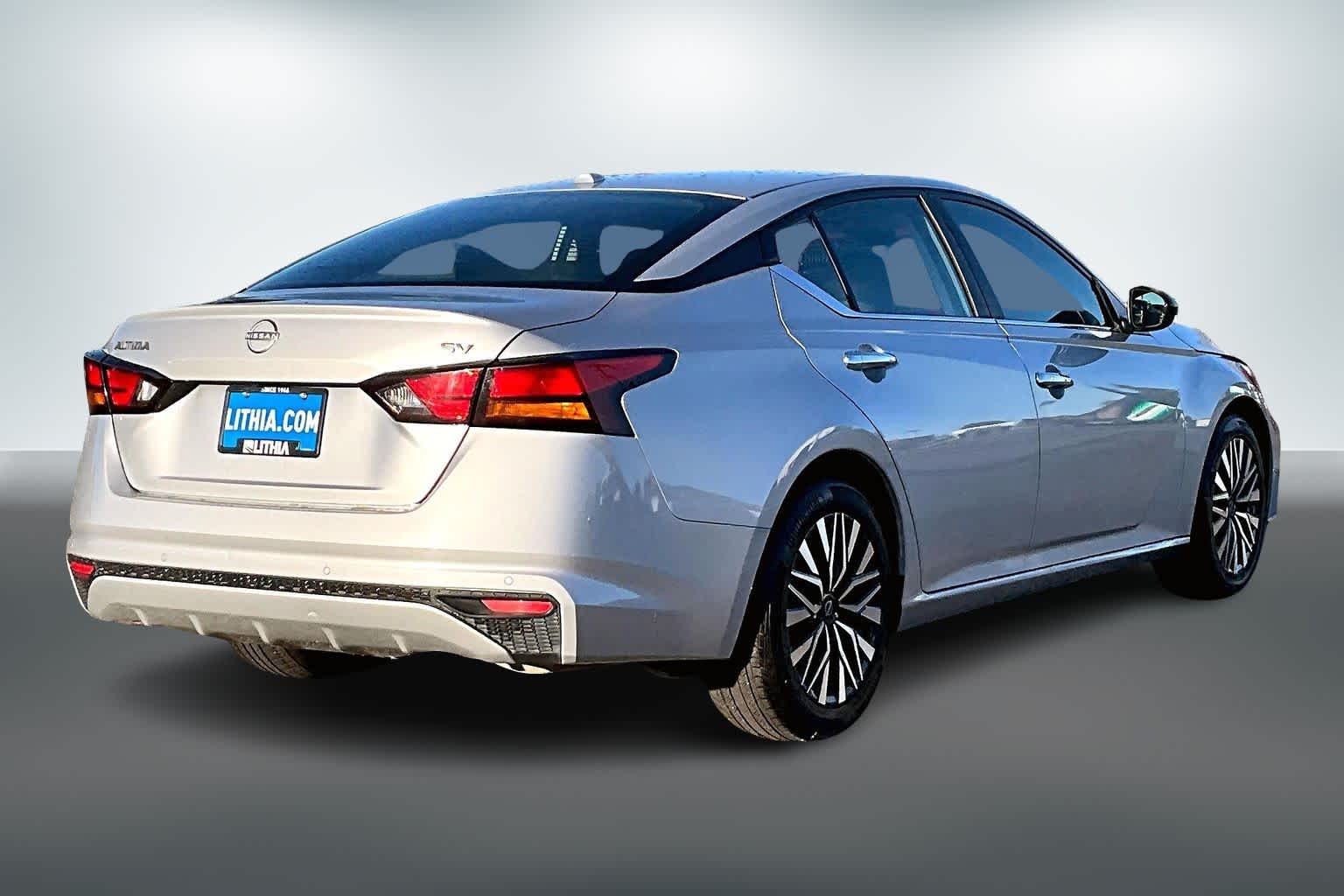 Thumbnail: 2024 Nissan Altima - 22