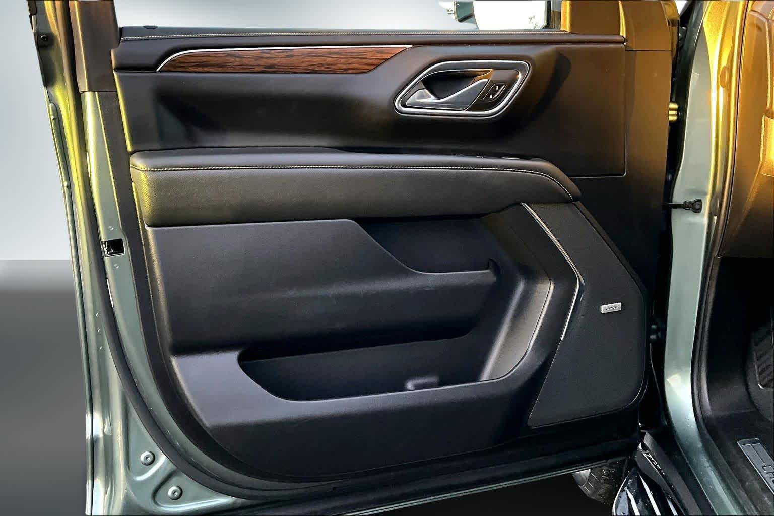 Thumbnail: 2023 Chevrolet Suburban - 27