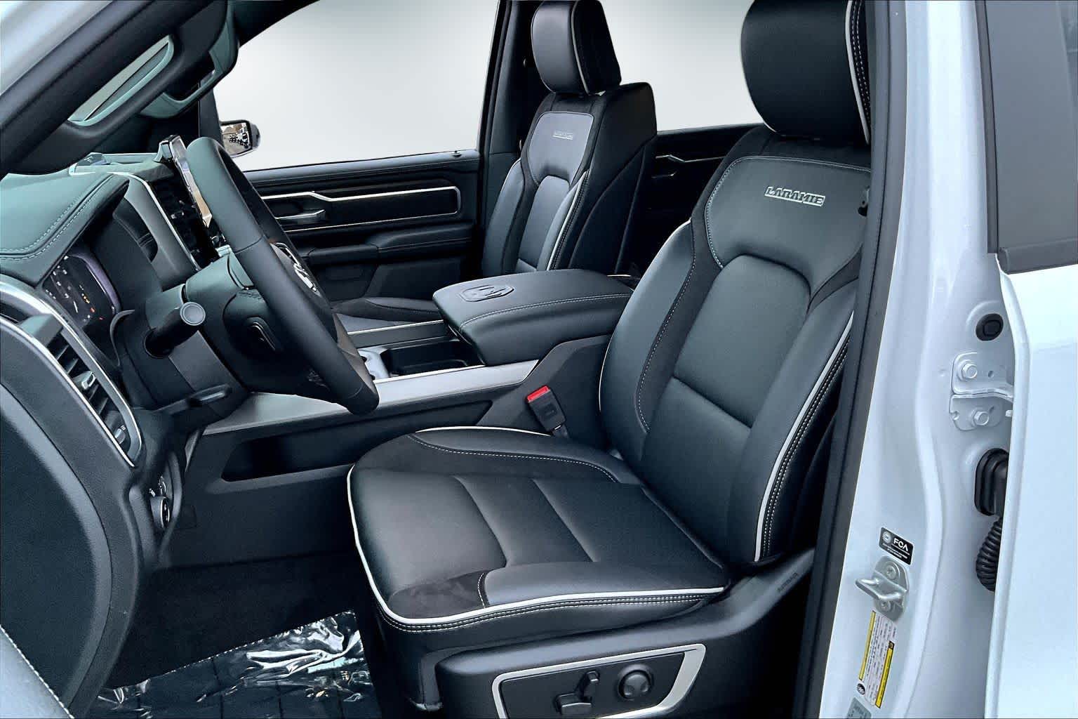 Thumbnail: 2026 RAM 1500 - 11