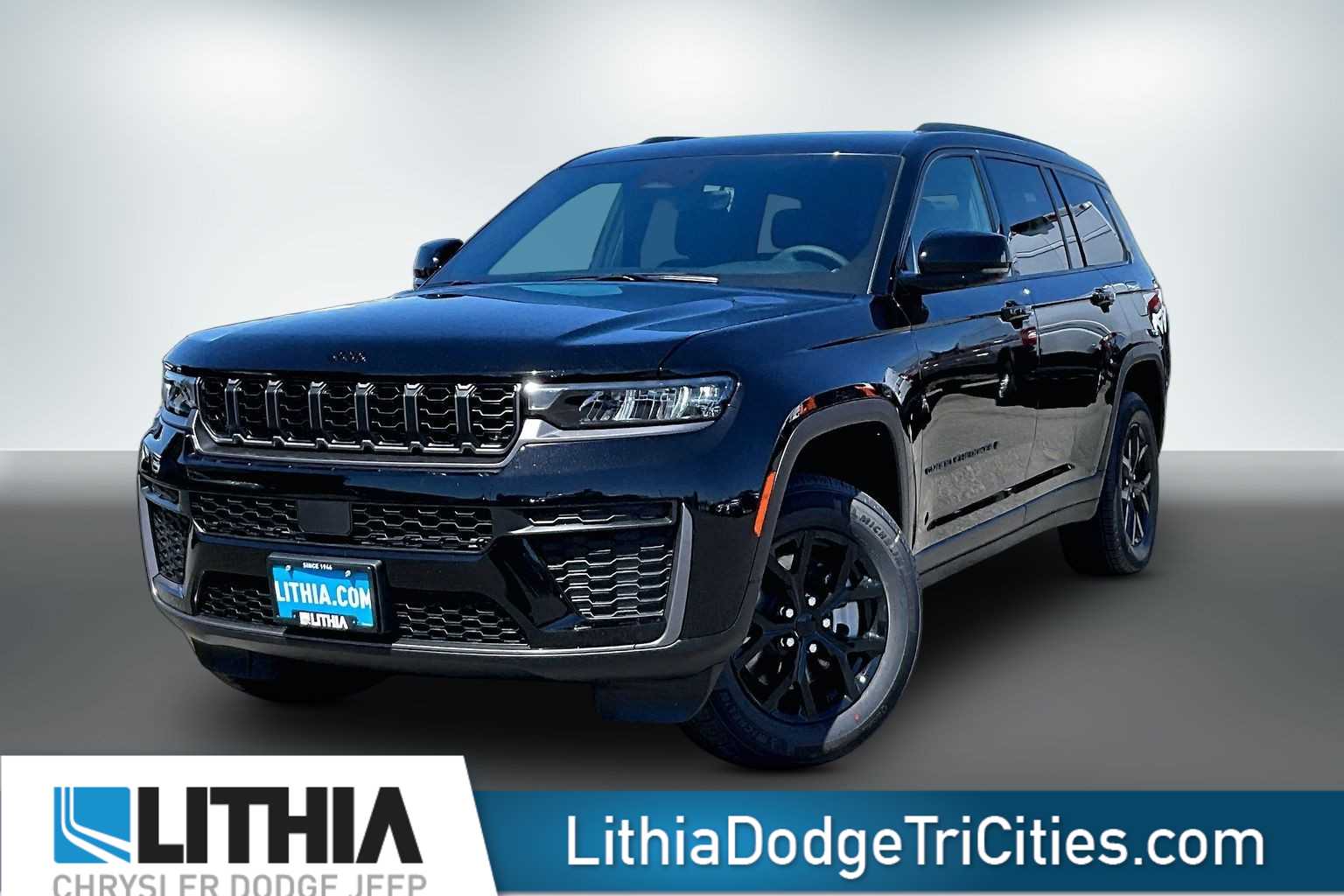 2026 Jeep Grand Cherokee L Laredo Altitude 4x4's photo