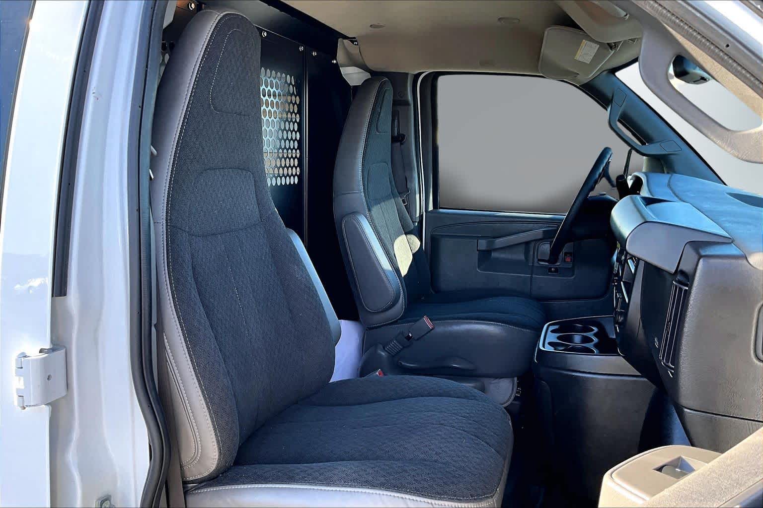 Thumbnail: 2024 Chevrolet Express - 10