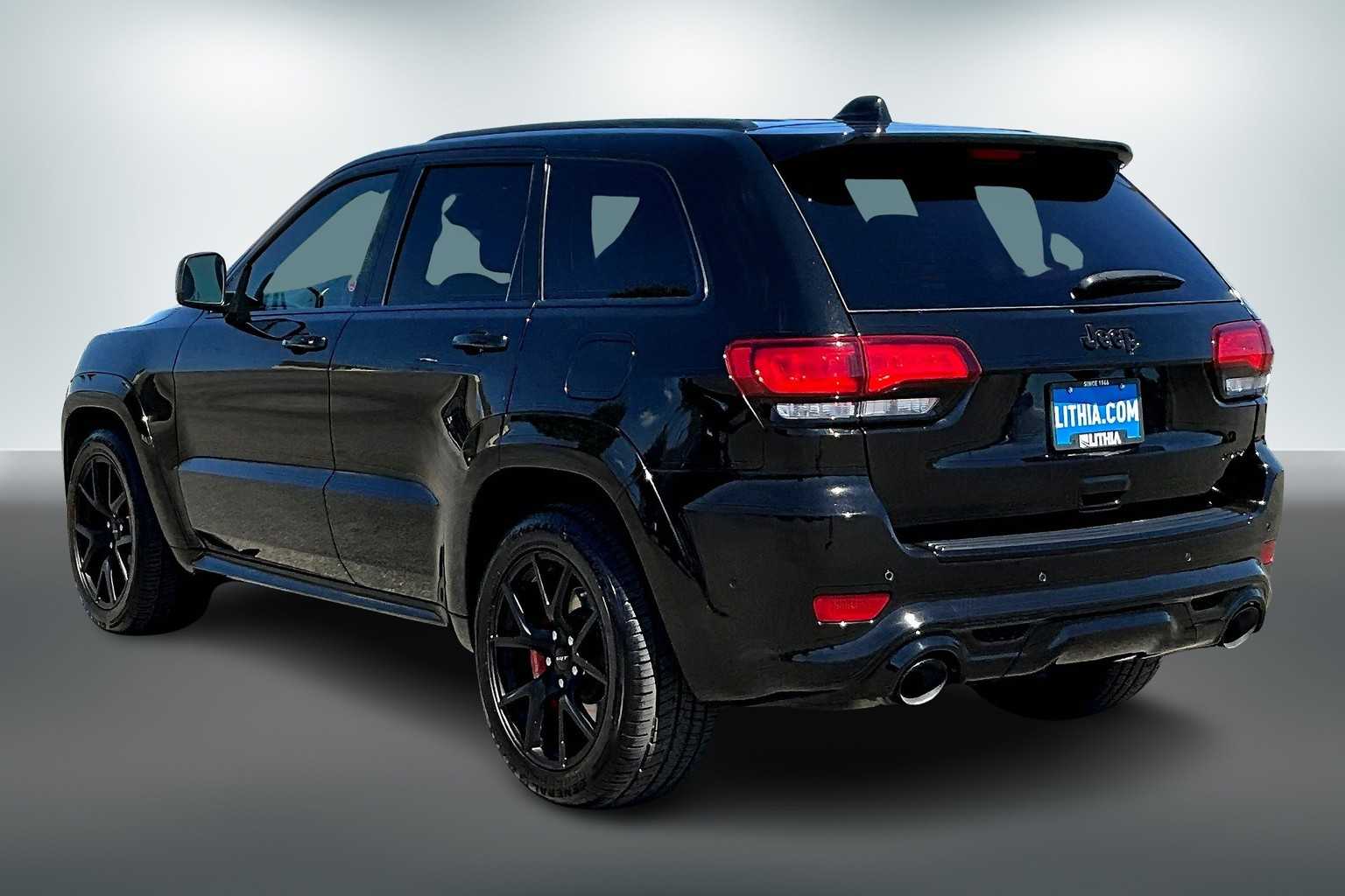 Thumbnail: 2020 Jeep Grand Cherokee - 4